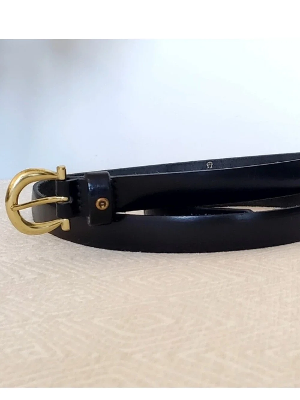 Etienne Aigner Vtg Horse Bit Buckle Black Leather Minimalist Belt, XL, EUC